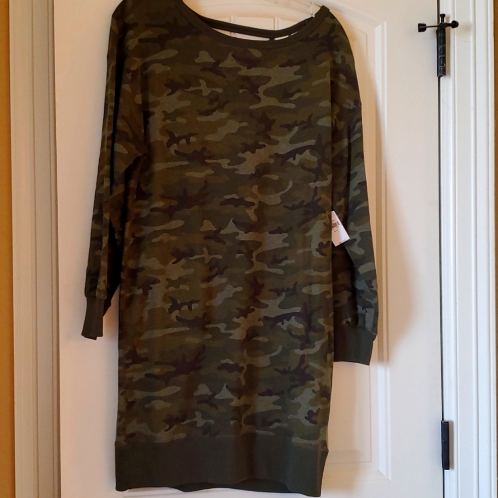 Gap Camo sweatshirt dress